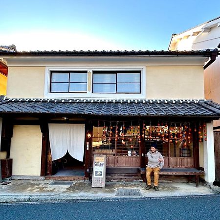 Hostel & Tatami Bar Uchikobare -内子晴れ- Екстериор снимка