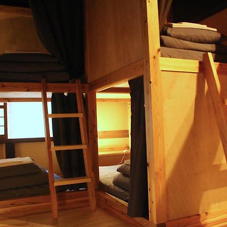 Hostel & Tatami Bar Uchikobare -内子晴れ- Екстериор снимка