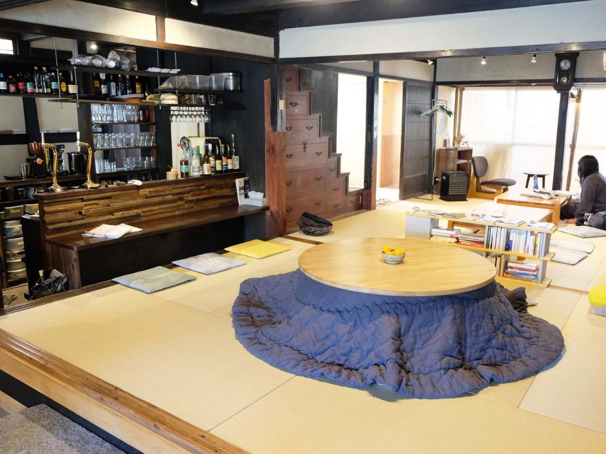Hostel & Tatami Bar Uchikobare -内子晴れ- Екстериор снимка