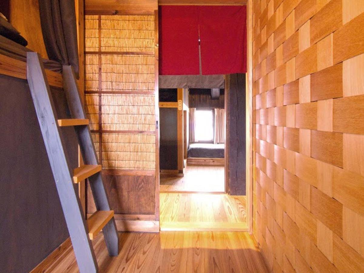 Hostel & Tatami Bar Uchikobare -内子晴れ- Екстериор снимка