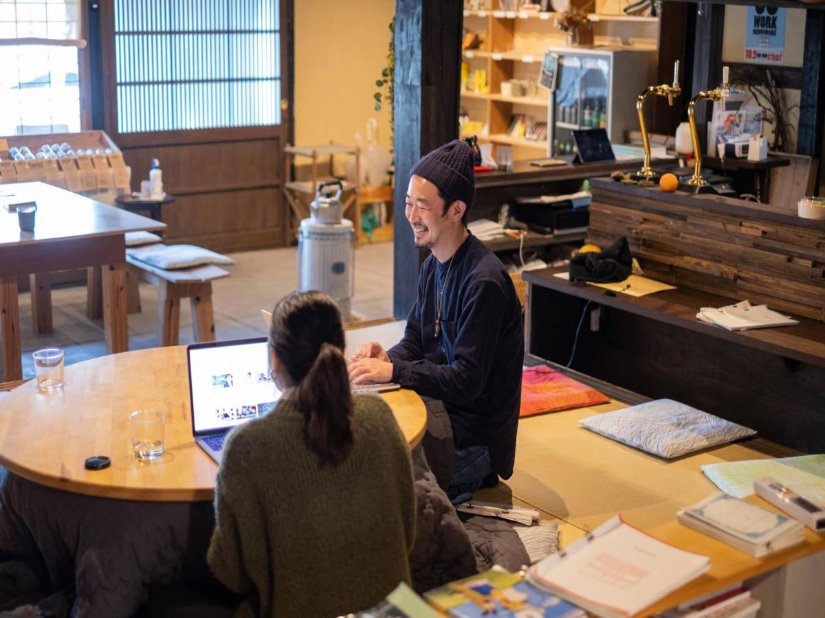 Hostel & Tatami Bar Uchikobare -内子晴れ- Екстериор снимка
