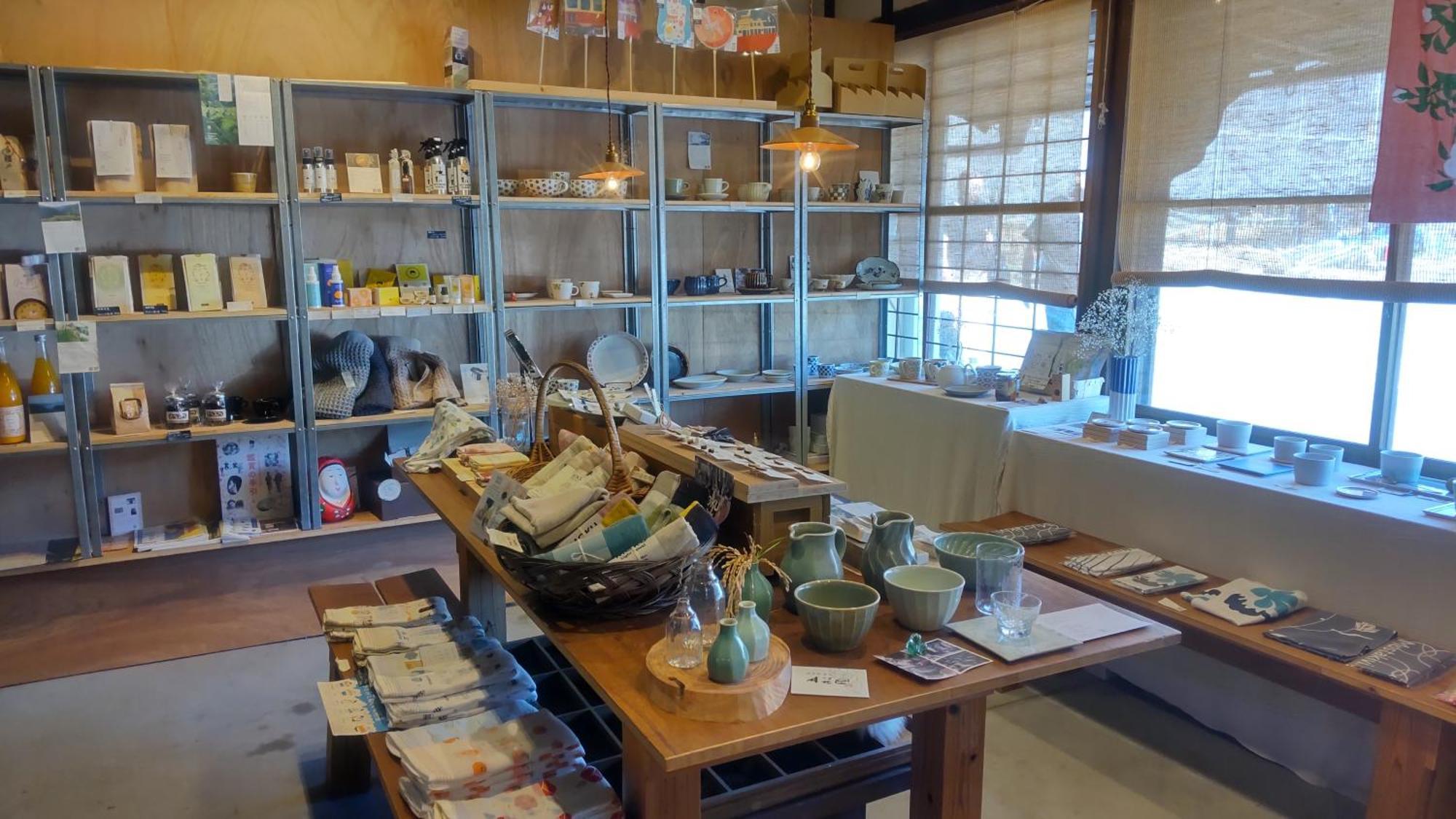Hostel & Tatami Bar Uchikobare -内子晴れ- Екстериор снимка