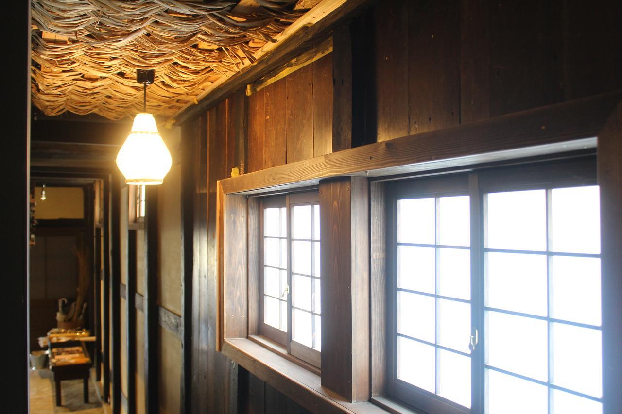 Hostel & Tatami Bar Uchikobare -内子晴れ- Екстериор снимка